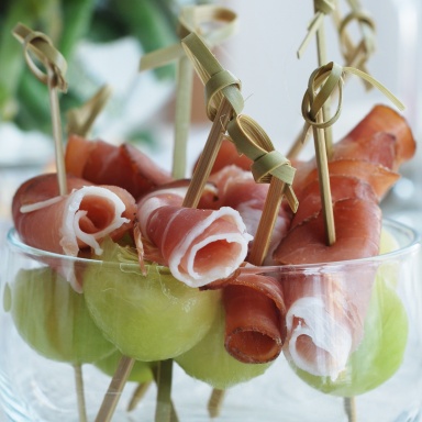 appetizers-melonprosciuttoskewers photo